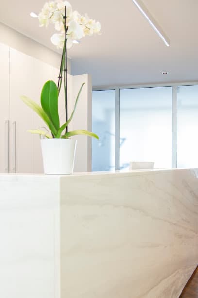 Praxis Dr. Andy Gunawan & Dr. Nadya Gunawan Fachzahnärzte für Kieferorthopädie